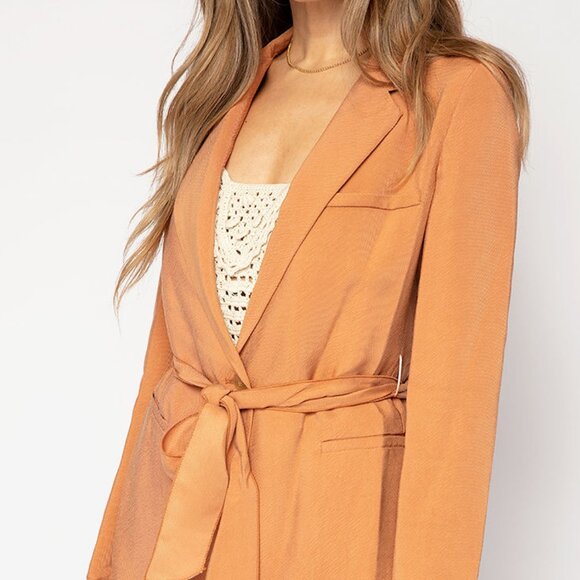 FORTE FORTE Cupro Twill Deconstructed Blazer in Apricot - Picture 4 of 6